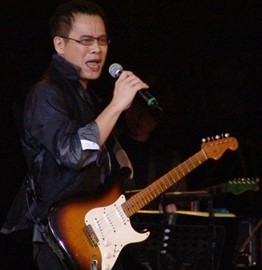 顶级演出公关的账本密码  解码厂牌「演出纪要」档团队议价时刻